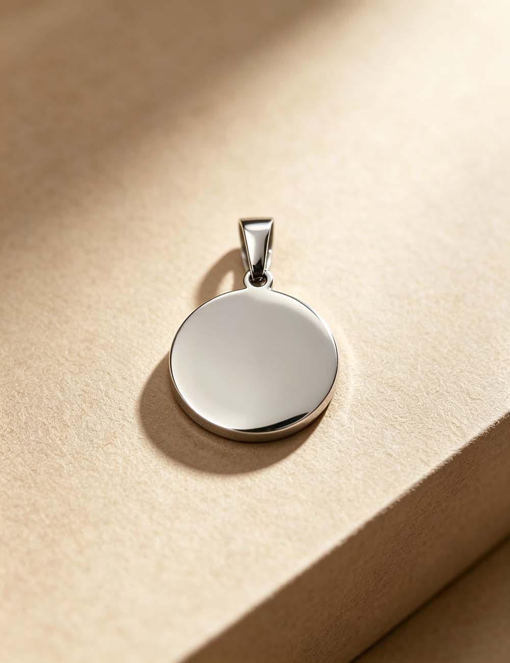 Ladies Minimalist Classic Round Disc Blank Pendant