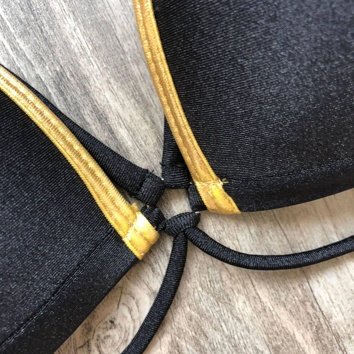 2-Piece Stripe Solid Color Bikini Swimsuit