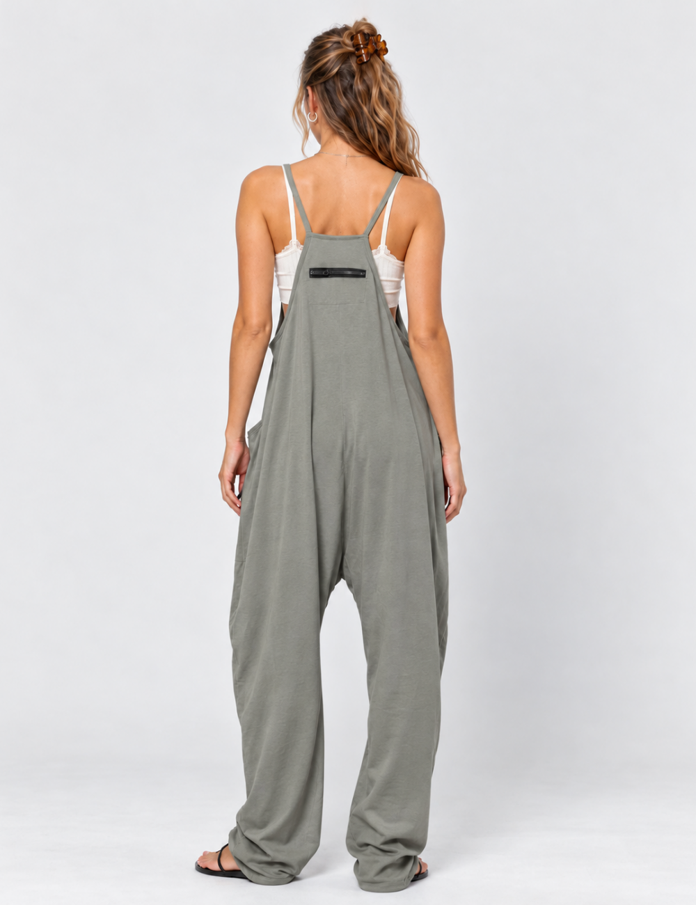 Ladies Relaxed Fit V-Neck Spaghetti Strap Vacation Jumpsuit