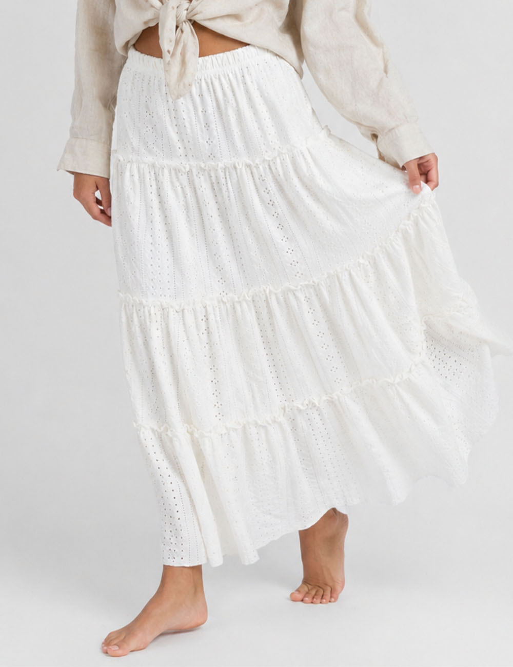 Ladies Solid Color Eyelet Tiered Ruffle  Maxi Skirt