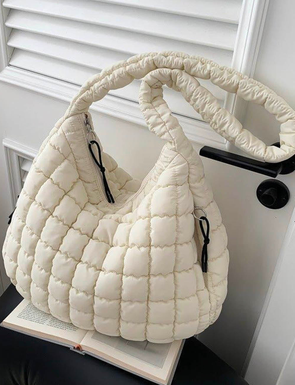 Ladies Clould Bag Light Weight Puffer Handbag SKAB017