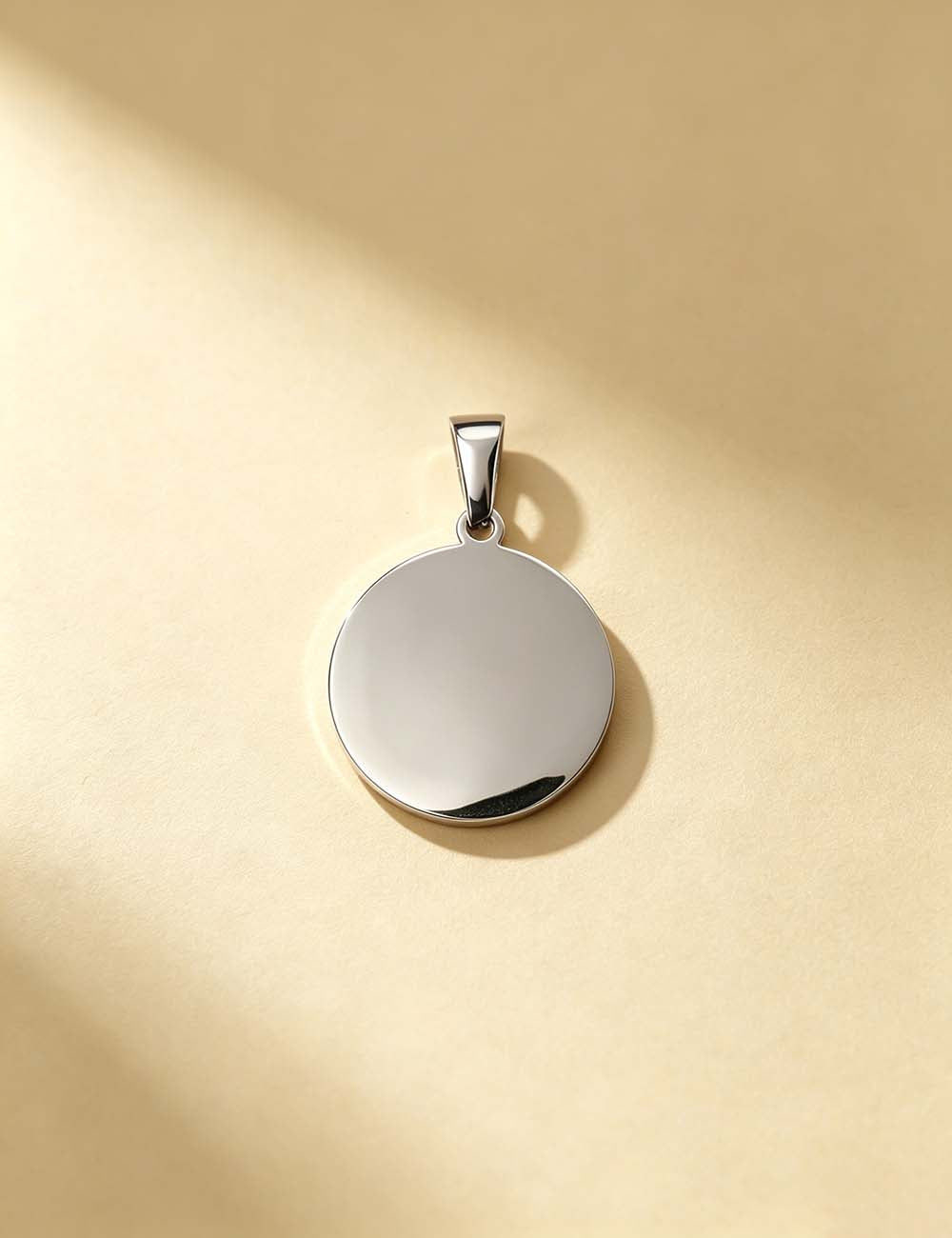 Ladies Minimalist Classic Round Disc Blank Pendant