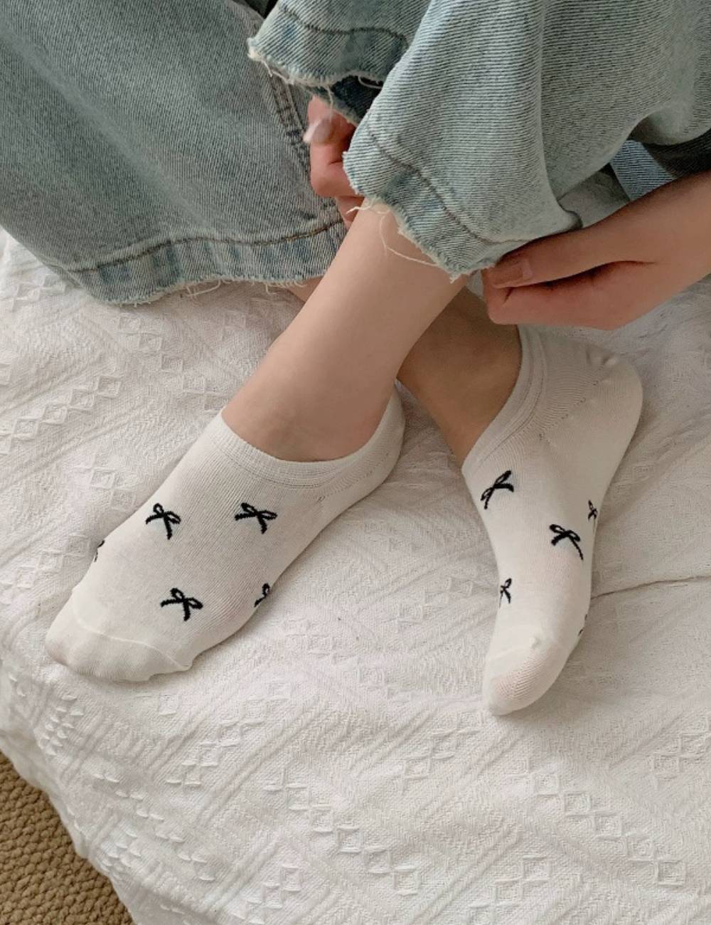 Ladies Tiny Bow Knit Everyday Boat Socks SKAS50001