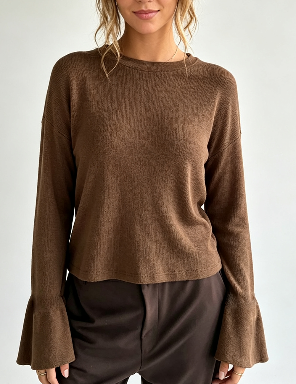 Ladies Casual Solid Round Neck Flare Sleeves Top