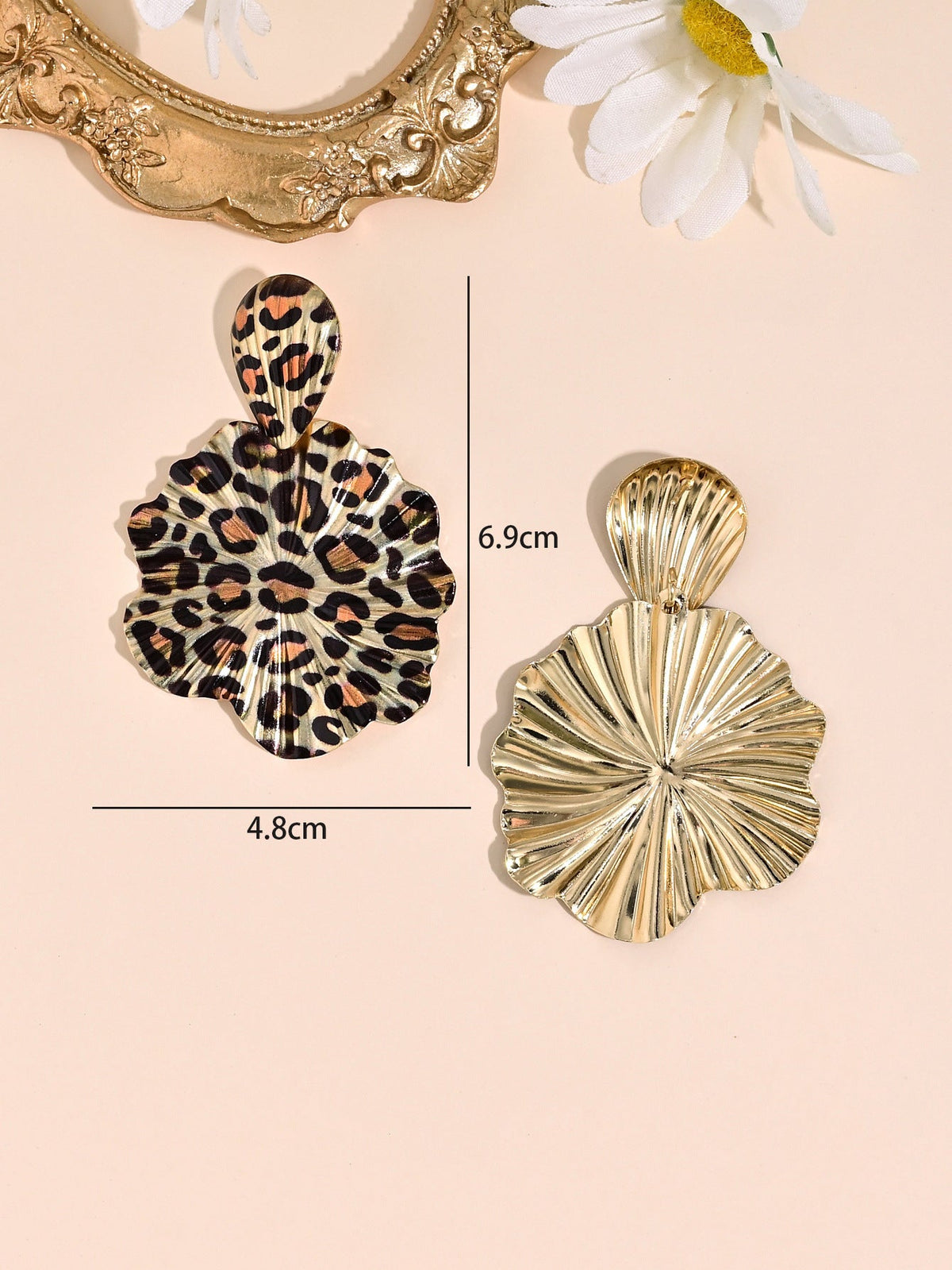 Ladies Leopard Water Dropped Pandent Earrings SKAJ4225