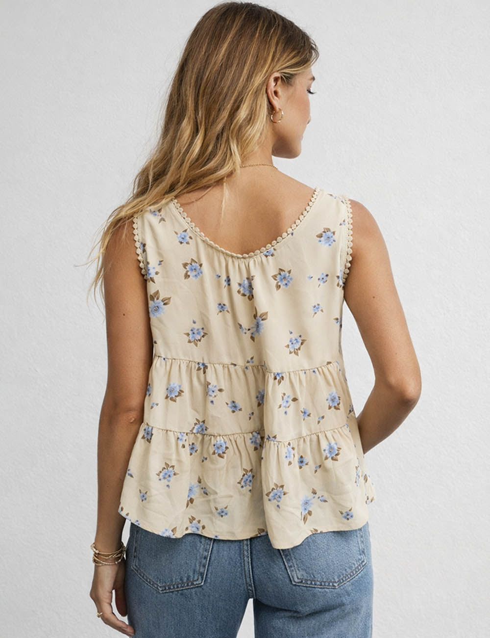 Ladies Floral Print Scoop Neck Sleeveless Top SKTD216