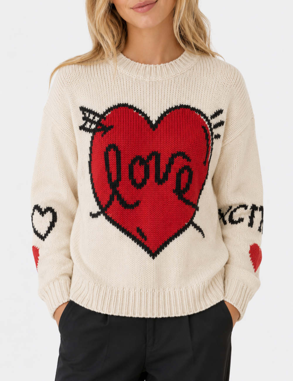 Ladies Love Heart Pattern Crew Neck Knit Sweater