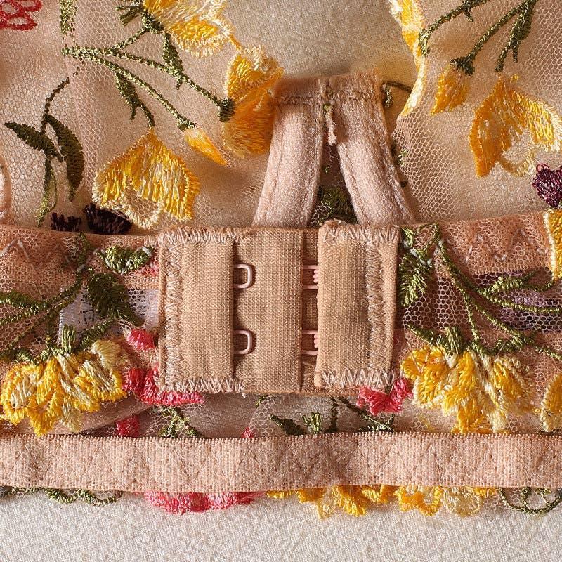 Sexy Ladies Floral Embroidery Lingerie Set